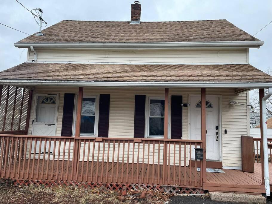 Comfortable Home Away From Home East Hartford Ngoại thất bức ảnh